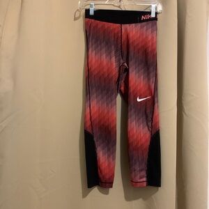 Women’s Nike Pro Capri Leggings